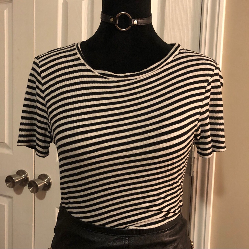 3/$22 Urban Outfitters Crop Top